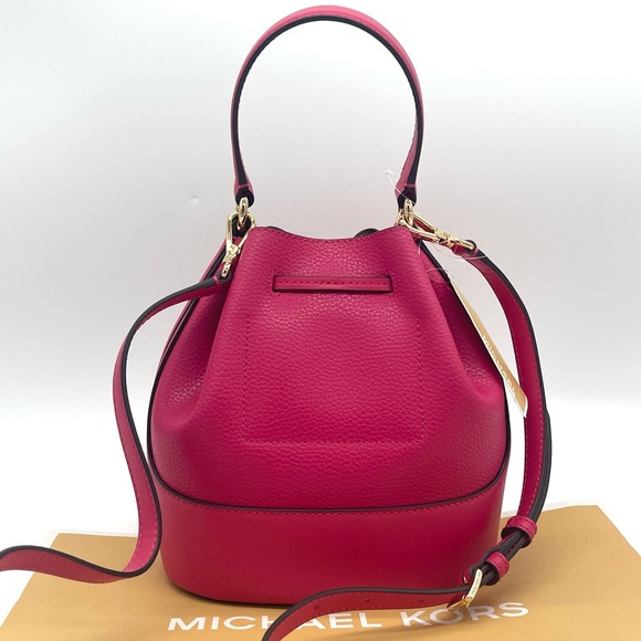 Michael Kors Reed Medium Bucket Messenger Crossbody Bag - Picture 2 of 8